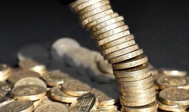 Μειώσεις στους μισθούς των δημοσίων υπαλλήλων – Πως τα επιδόματα φέρνουν “κούρεμα” στις αποδοχές