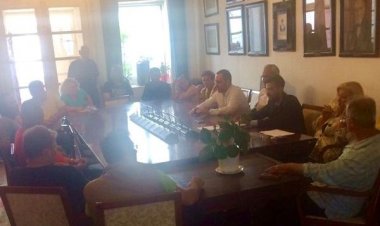 Συνάντηση του Δημάρχου Μυκόνου Κ. Κουκά με τους συμβασιούχους καθαριότητας