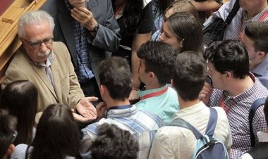 Ο Γαβρόγλου καταργεί ξανά τις Πανελλήνιες: «Θα είναι σύντομα παρελθόν»