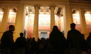 Υπό φοιτητική κρίση τι θα διδάσκουν οι καθηγητές ΑΕΙ