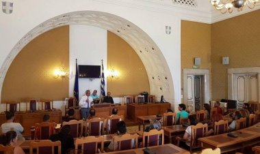 Γιώργος Χατζημάρκος στους νέους αγρότες: «Με οργάνωση, συνεργασία και νέες ιδέες, μπορείτε να αλλάξετε τα δεδομένα. Η Περιφέρεια είναι εδώ για να σας στηρίξει»