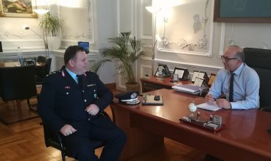 Εθιμοτυπική συνάντηση του Αντιπεριφερειάρχη Γ. Λεονταρίτη  με τον Γ. Περιφερειακό Αστυνομικό Διευθυντή Ν. Αιγαίου, Ταξίαρχο Γεώργιο Γεωργακάκο