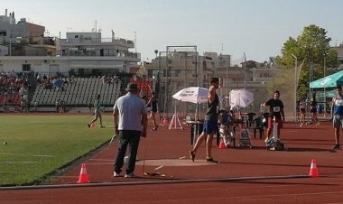 Ο Ναουμένκο με το βλέμμα στους τελικούς στην Πάτρα, μετά από μεγάλο ατομικό ρεκόρ στην Β΄ φάση των σχολικών