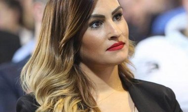 Η ανακοίνωση ανεξαρτητοποίησης της Περιφερειακής Συμβούλου Θήρας Θεώνης Λειβαδάρου