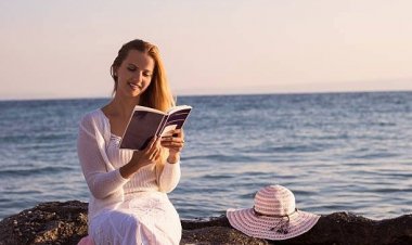 Δέκα ελληνικά μυθιστορήματα για το καλοκαίρι