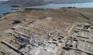 Ανασκαφικές και αναστηλωτικές εργασίες στο ιερό του Απόλλωνα στη θέση Μάνδρα του Δεσποτικού