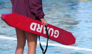 Ναυαγοσωστική κάλυψη με επαγγελματίες και τεχνικό εξοπλισμό σε 12 παραλίες της Μυκόνου