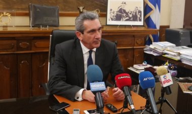 Με απόφαση Χατζημάρκου τα σχολικά κτίρια σε Κάλυμνο και Πάρο στο νέο Επιχειρησιακό Πρόγραμμα Ν. Αιγαίου 2014 – 2020