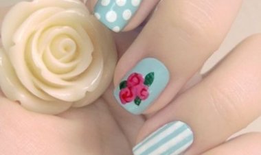 Floral nail art, η τάση του καλοκαιριού!!