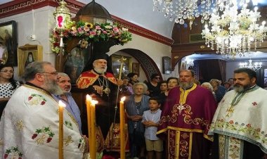 Μέγας Πανηγυρικός Αρχιερατικός Εσπερινός στον Ιερό Ναό Αγίας Κυριακής Μυκόνου (εικόνες-βίντεο)