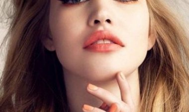 Ιδανικές Προτάσεις Μακιγιάζ για τις ημέρες με πολλή ζέστη!!