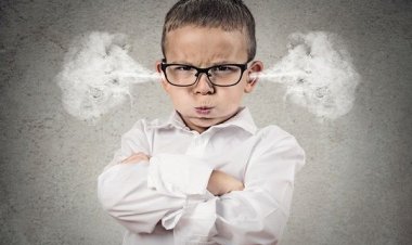 4 πράγματα που λέμε συνεχώς στα παιδιά και τα καταστρέφουμε διανοητικά!!