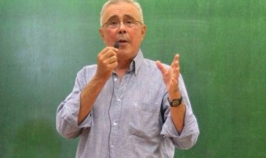 Κ. Ζουράρις: Αρχαία Ελληνικά στα Γυμνάσια και Λύκεια