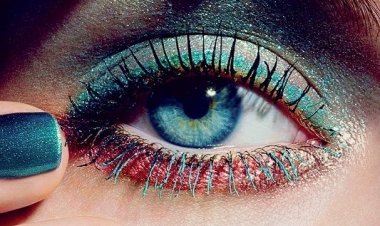 Βάψτε τα Νύχια σας, με Σκιές Ματιών!! (Videos)