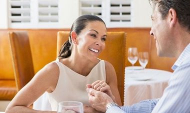 Η Σημασία των Κομπλιμέντων στη Σχέση και στο Γάμο Σας