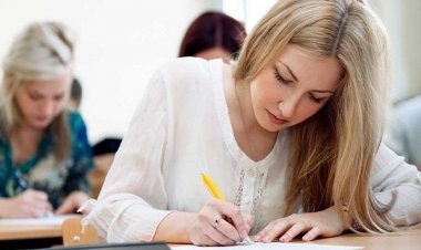 Πότε καταργούνται οι Πανελλήνιες - Ποιο θα είναι το νέο σύστημα εισαγωγής