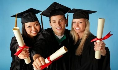 Κατοχυρώνονται τα επαγγελματικά δικαιώματα αποφοίτων ΑΕΙ