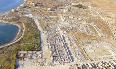 Σε τροχιά αναστήλωσης η Στοά του Φιλίππου στη Δήλο