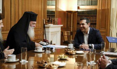 Μισθοδοσία κληρικών: Με κανόνες δημοσίου οι πληρωμές - Δεν αλλάζει το καθεστώς μονιμότητας