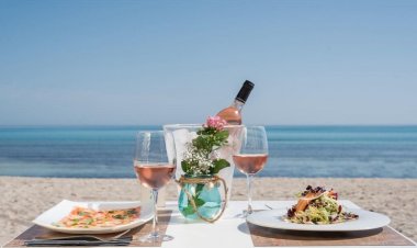 ΓΣΕΒΕΕ: Άμεση και συνολική μείωση ΦΠΑ στην εστίαση