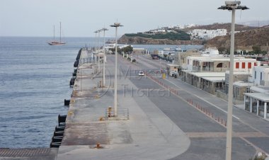 Δημοπρατείται η αντικατάσταση των προσκρουστήρων στο λιμάνι της Μυκόνου