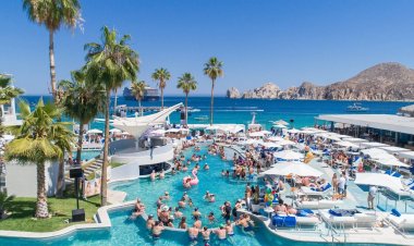 Deutsche Welle: Ίμπιζα… όπως Μύκονος - Ενοίκια σε δυσθεώρητα ύψη στις ισπανικές Βαλεαρίδες Νήσους.