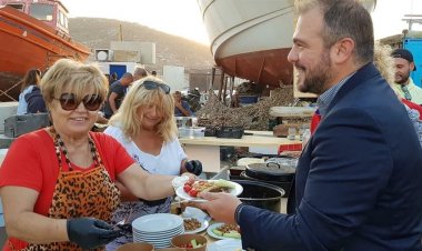 Ο Φίλιππος Φόρτωμας δίπλα στους πολίτες της Πάρου με κατανόηση για τα προβλήματα και ενέργειες να δώσει λύσεις