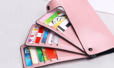 Χωρίς τις επιπλέον Τραπεζικές Χρεώσεις στις Κάρτες, που θα επιβάλλονταν από την 1η Νοεμβρίου