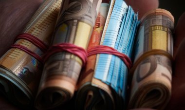 Μια συνολική ρύθμιση εξετάζει η κυβέρνηση, για οφειλές σε ταμεία, εφορία και τράπεζες