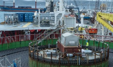 Εναρξη κατασκευής της υποβρύχιας ηλεκτρικής σύνδεσης Λαυρίου - Σύρου