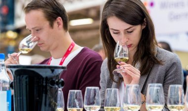 Οι οινοπαραγωγοί του Νοτίου Αιγαίου στην 40η οινική έκθεση "London Wine Fair" 2020