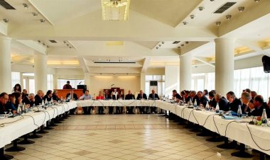 Την ανάπτυξη της αιολικής βιομηχανίας στα νησιά επέκρινε με αδιάσειστα επιχειρήματα το Περιφερειακό Συμβούλιο Νοτίου Αιγαίου