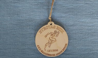 Αξιέπαινη κίνηση από τον Αλέξανδρο Μπόλια - Χάρισε το μετάλλιο του στον Α.Ο. Μυκόνου