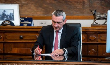 Επίσημο αίτημα Χατζημάρκου για αεροπορική σύνδεση Ρόδου – Σύρου