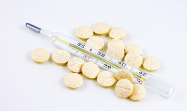 Προσοχή!! Ανάκληση από τον ΕΟΦ παρτίδων του αντιπυρετικού Apotel!!