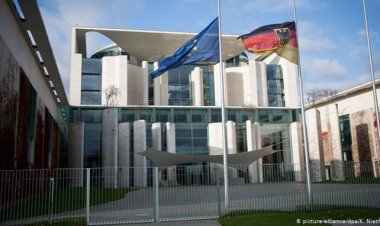 Μεταναστευτικό: Δεν καταδικάζει το Βερολίνο το άνοιγμα των τουρκικών συνόρων