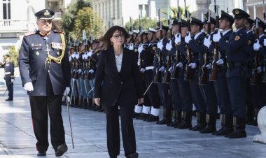 Κατερίνα Σακελλαροπούλου: Ορκίστηκε η Πρώτη Γυναίκα Πρόεδρος της Δημοκρατίας [Video]