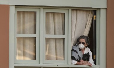 Coronavirus Pandemic – Νέα μελέτη: Στην… καραντίνα μέχρι να βρεθεί εμβόλιο για τον Κορωνοϊό