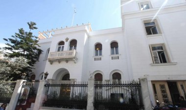 Coeonavirus Εκκλησία - Αρχιεπισκοπή Αθηνών: Οι υποδείξεις των αρμόδιων αρχών της Πολιτείας πρέπει να τηρούνται πιστά