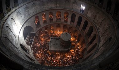 Coronavirus Pandemic: Το Άγιο Φως δεν θα διανεμηθεί στην επικράτεια το Μεγάλο Σάββατο