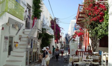 Coronavirus Pandemic: Τη Δευτέρα 4 Μαΐου η σταδιακή άρση απαγορεύσεων!! Καταργείται το sms στο 13033!! Πότε ανοίγουν Ξενοδοχεία - Cafe & Bars - Εμπορικά!!