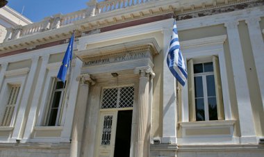 Aegean Islands : Απάντηση της Περιφερειακής Αρχής στον Σύλλογο Υπαλλήλων ΠΕ Κυκλάδων