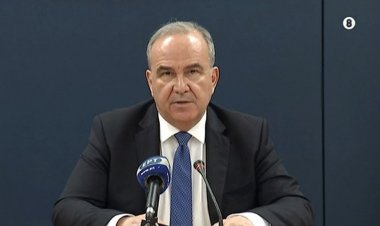 Coronavirus Pandemic-Παπαθανάσης: Ποιες καταστήματα  θα λειτουργήσουν από Δευτέρα – Οι κανόνες λειτουργίας και το ωράριο [Έγγραφο]