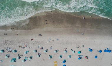 Coronavirus Travel-Παραλίες: Έτσι θα λειτουργήσουν οι οργανωμένες παραλίες από το Σάββατο - Τι ανακοίνωσε ο Χαρδαλιάς