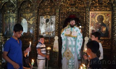 Church of Mykonos: Θεία Λειτουργία επί τη εορτή της Αγίας Παρασκευής στην Ι.Μ. Παναγίας Τουρλιανής