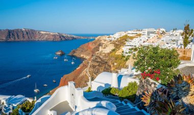 Coronavirus (covid-19) Pandemic-Santorini: Έκτακτα μέτρα - Δωρεάν μάσκες στους τουρίστες και αυστηροί έλεγχοι