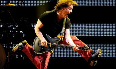 Θρήνος!! Πέθανε ο βιρτουόζος κιθαρίστας της rock Eddie Van Halen