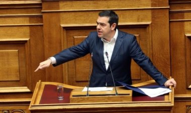 SYRIZA leader Alexis Tsipras: Πρόταση μομφής Τσίπρα κατά Σταϊκούρα για την άρση προστασίας της Α' κατοικίας