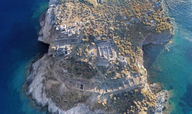 Kythnos-Archaeological finds:Εντυπωσιακά ευρήματα από την ανασκαφή στο Βρυοκαστράκι-Τα αρχαία μυστικά της Κύθνου