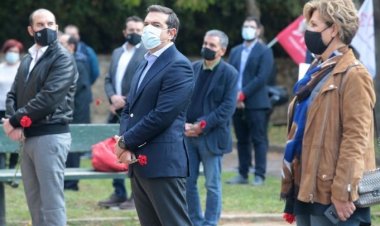 47th anniversary of the Polytechnic: Ο Αλ. Τσίπρας, κατέθεσε στεφάνι στον ιστορικό χώρο των βασανιστηρίων του ΕΑΤ-ΕΣΑ